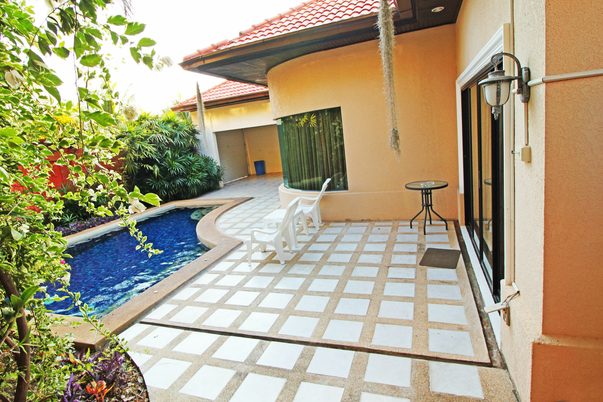 Cosy Beach Pool Villas By Pattaya Sunny Rentals Екстер'єр фото