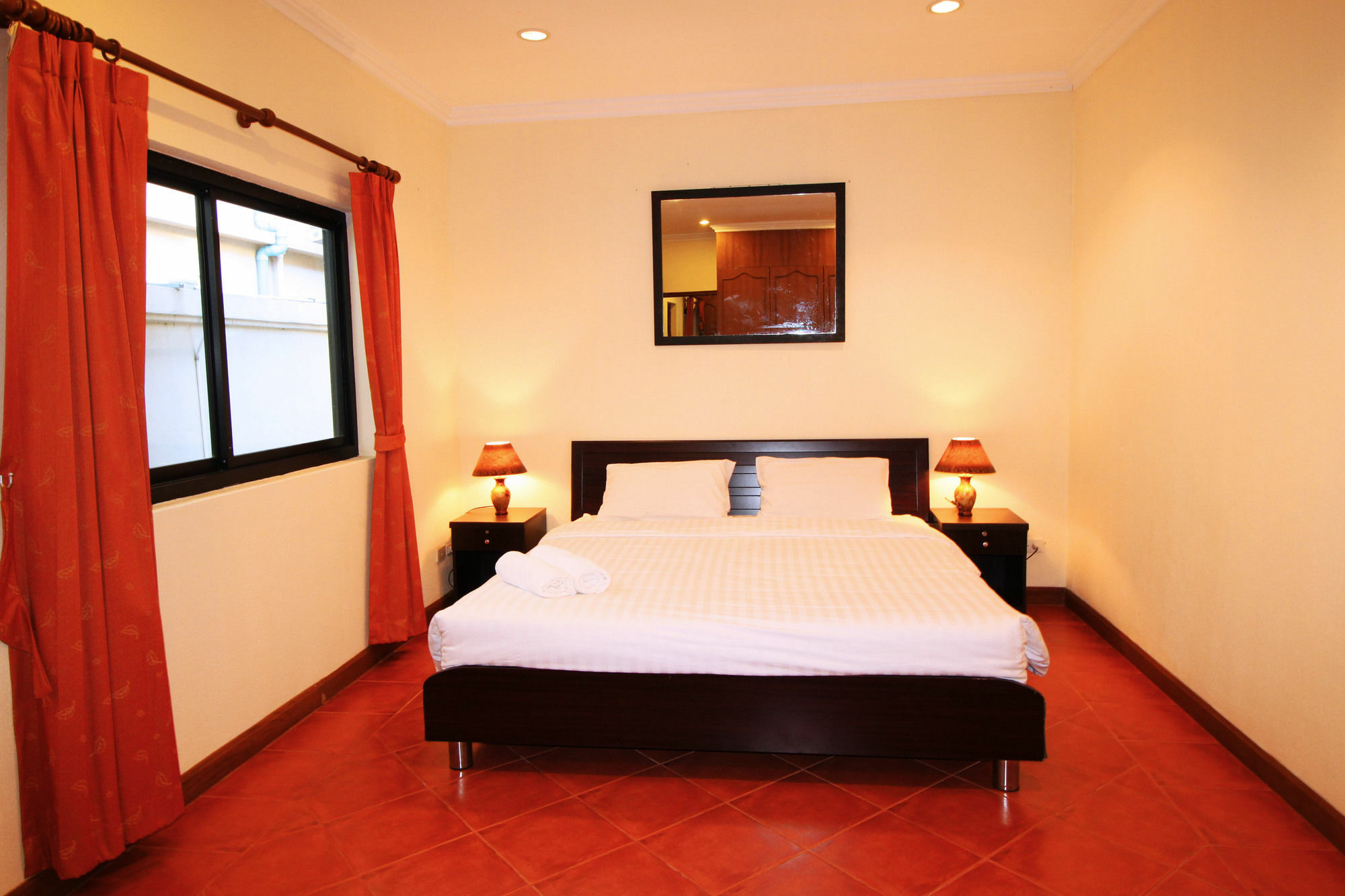 Cosy Beach Pool Villas By Pattaya Sunny Rentals Екстер'єр фото