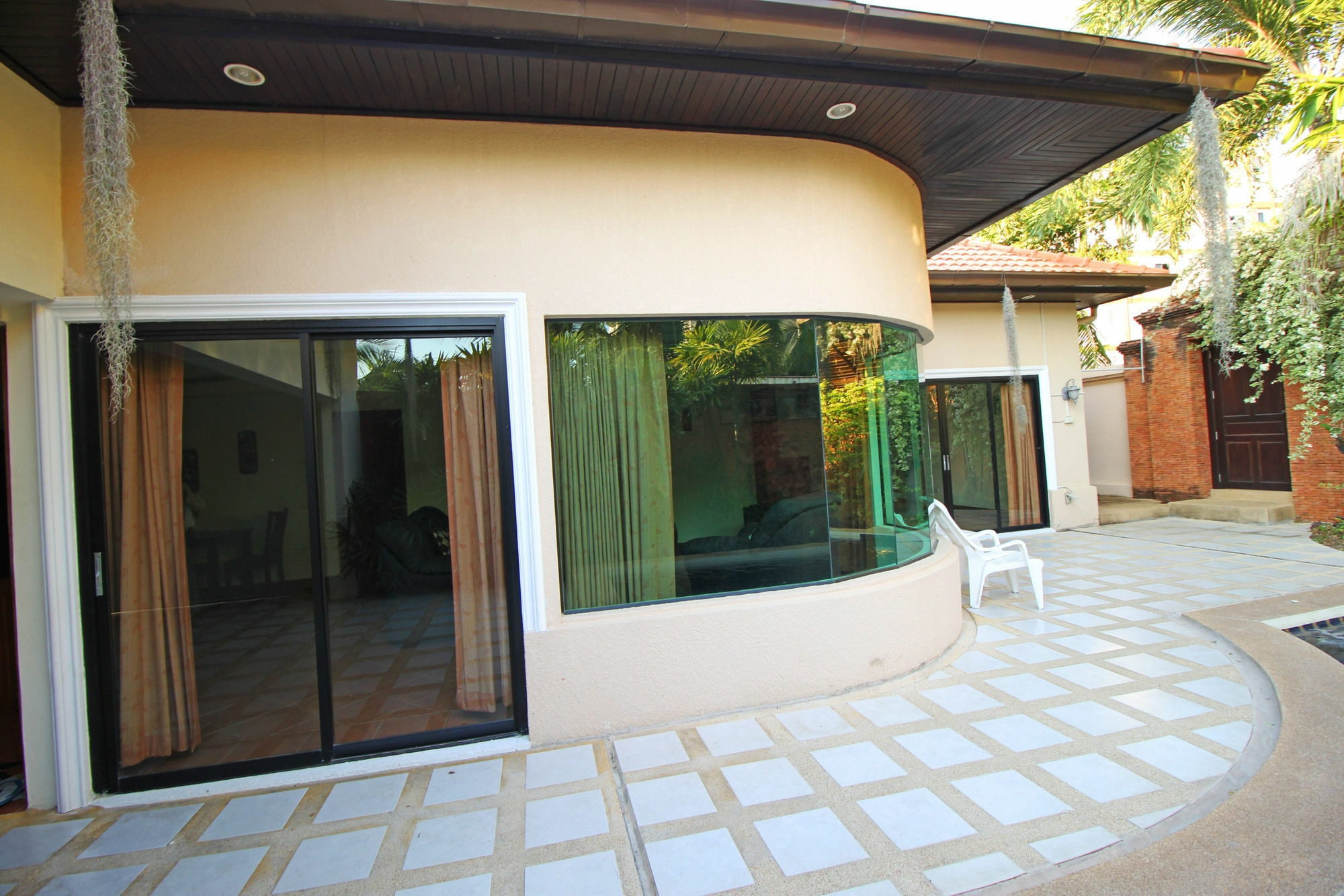 Cosy Beach Pool Villas By Pattaya Sunny Rentals Екстер'єр фото