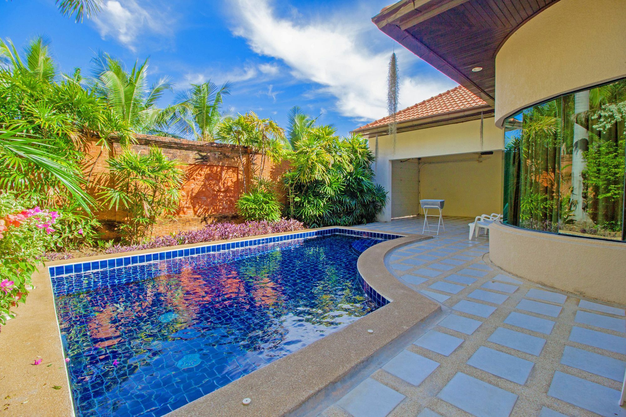 Cosy Beach Pool Villas By Pattaya Sunny Rentals Екстер'єр фото