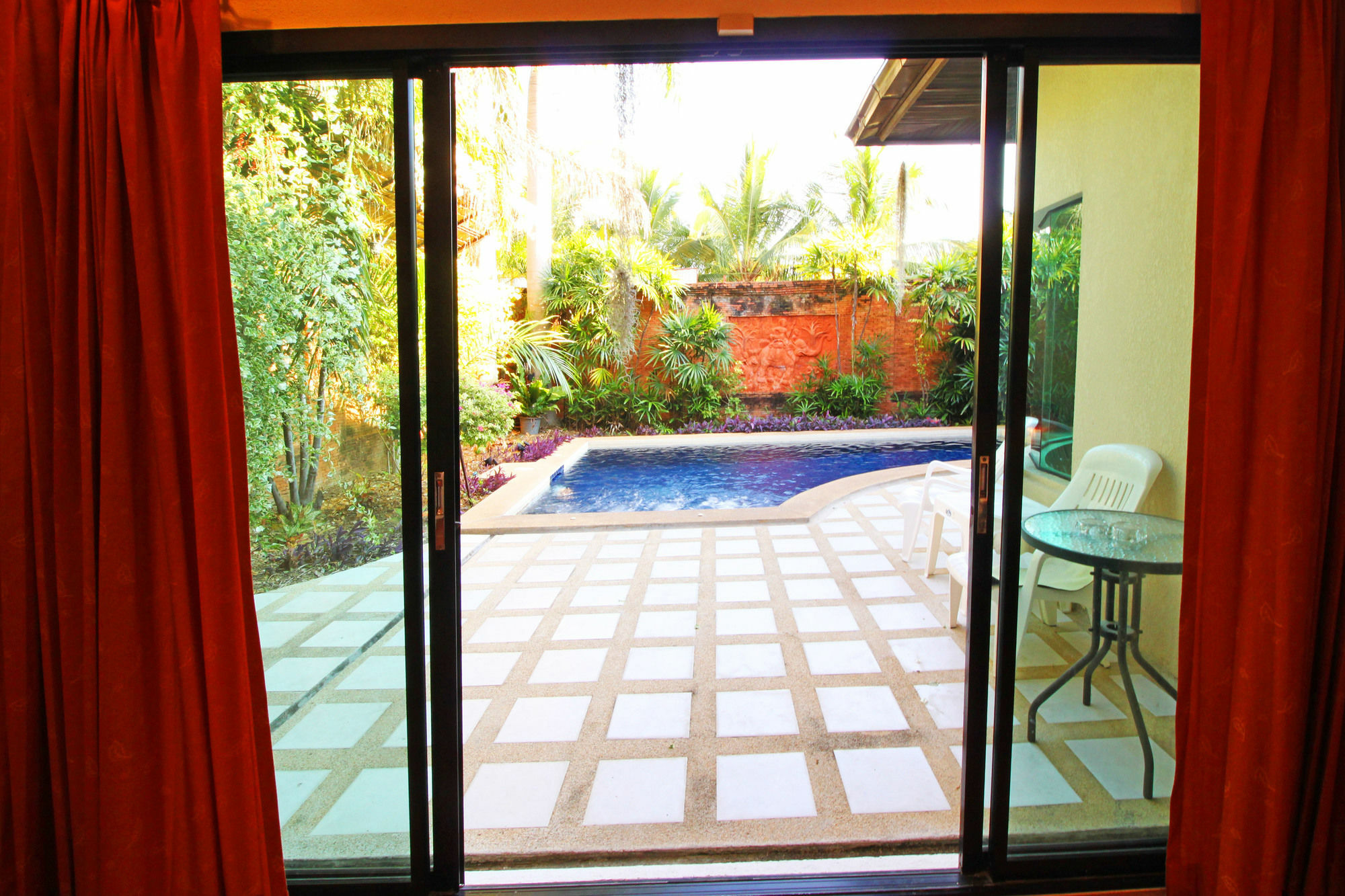 Cosy Beach Pool Villas By Pattaya Sunny Rentals Екстер'єр фото