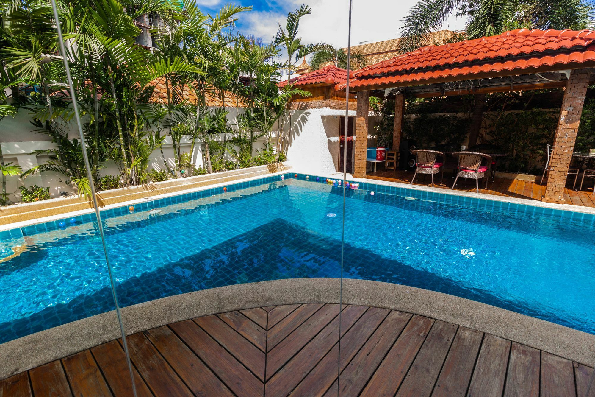 Cosy Beach Pool Villas By Pattaya Sunny Rentals Екстер'єр фото