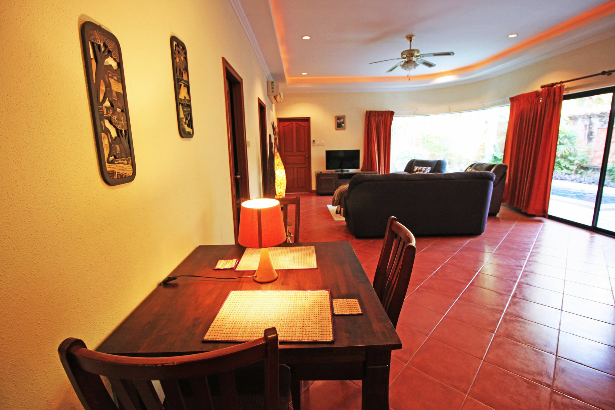 Cosy Beach Pool Villas By Pattaya Sunny Rentals Екстер'єр фото